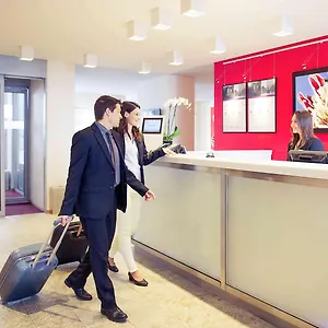 mercure-milano-solari.italymilanhotels.net/